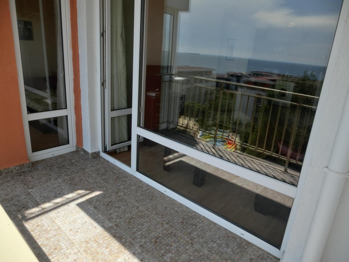 Sea View Crown Apartment On Complex With Pools And Beach, Sveti Vlas Exterior photo